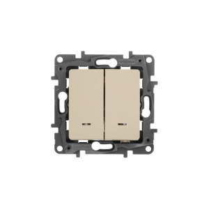 ����������� ������������� Legrand ETIKA, � ����������, �������������� ������, 10A, 250�